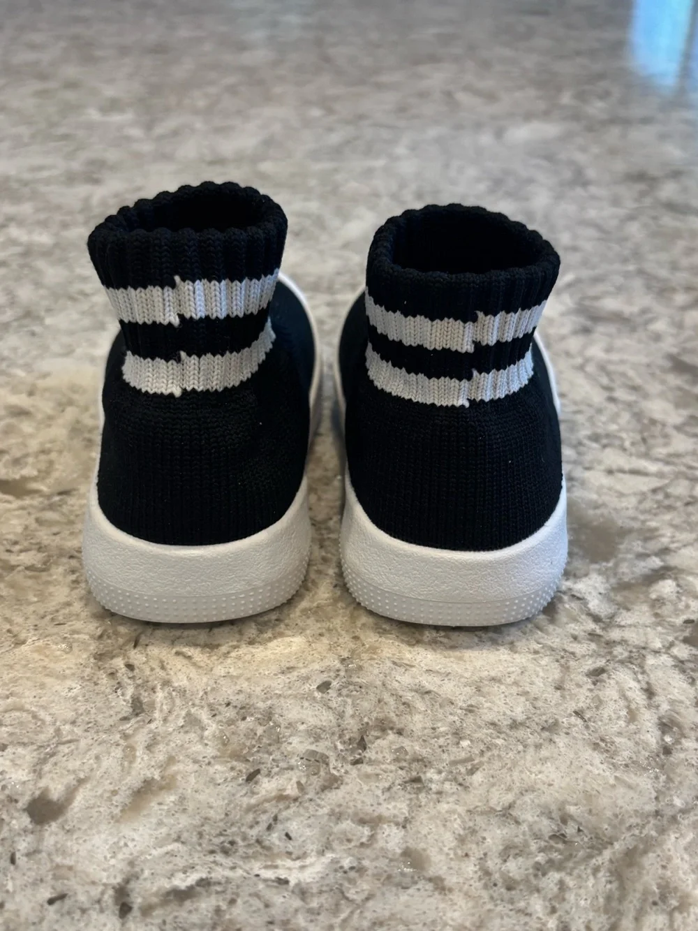 Engtoy Baby Sock Shoes Size 5 (12-15 months)